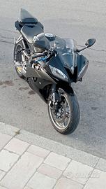 Yamaha R6