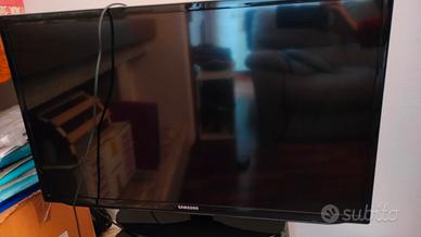 tv Samsung 32 pollici e chiavetta x smart tv