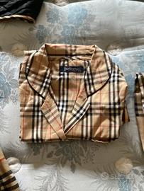 Vari pezzi Burberry