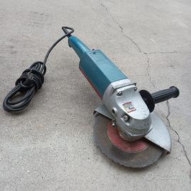 SMERIGLIATRICE BOSCH