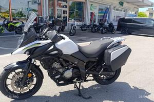 SUZUKI V-Strom 650 V-STROM 650 XT
