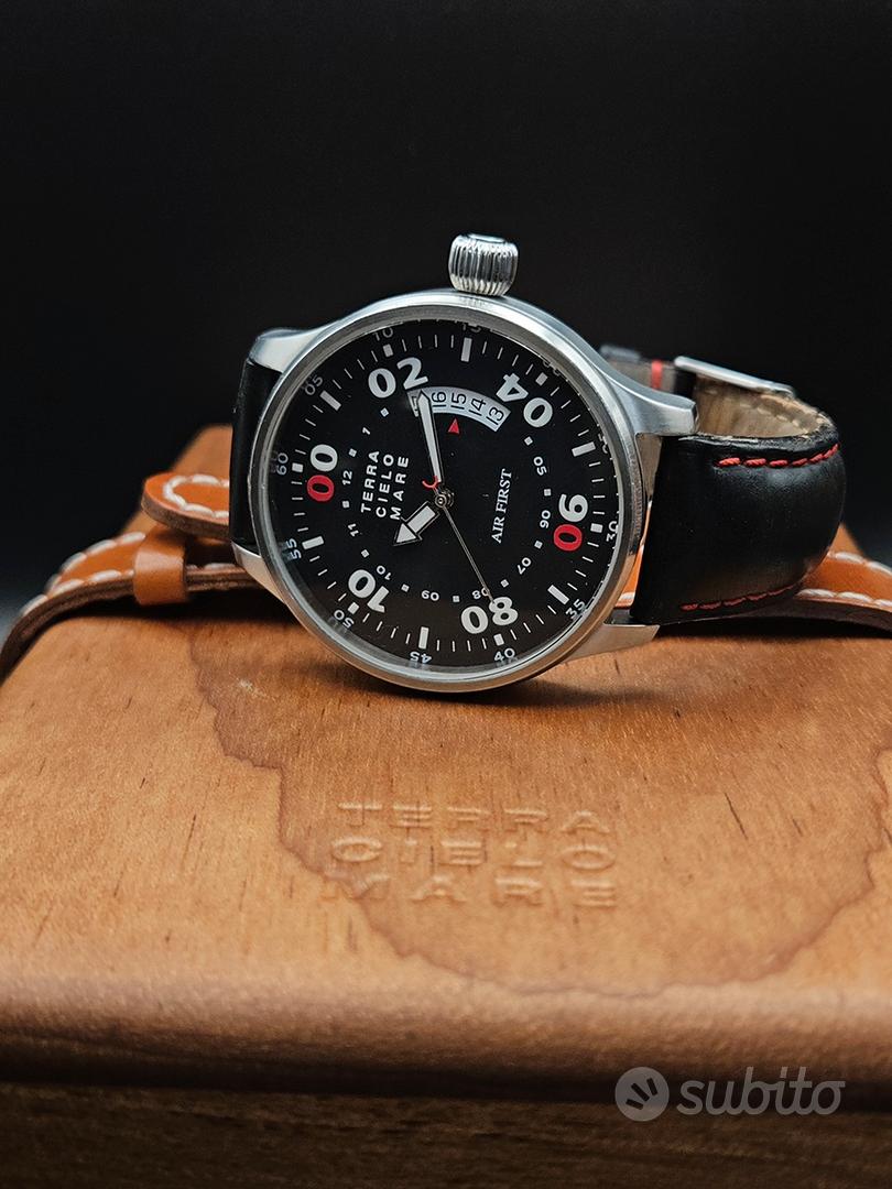 TCM Air First Vertical Date Automatico Svizzero Abbigliamento