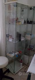 vetrina ikea
