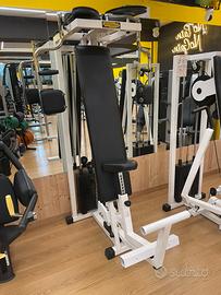 Pectoral machine technogym