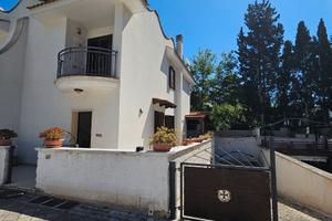 San Vito villa 3 livelli recente costruzione