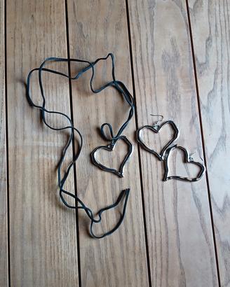 parure a cuori color argento 