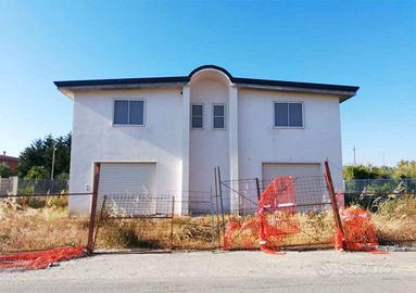 Vendita di edificio Commerciale /Residenziale