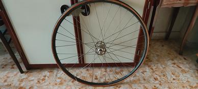 ruota Campagnolo pista
