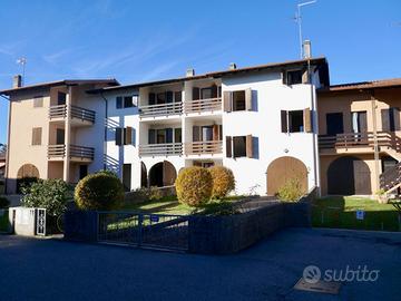 VILLASCHIERA CON GIARDINO: soluzione unica o op...