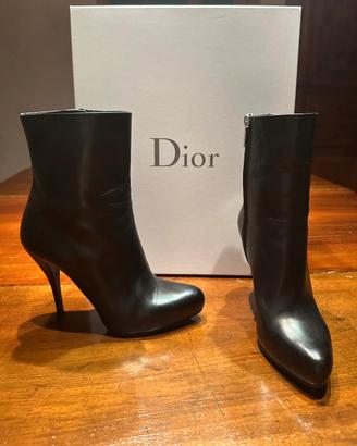 Stivaletti da donna in pelle nera Dior