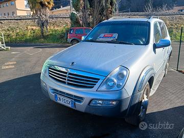 Ssangyong Rexton 2.7 cdi