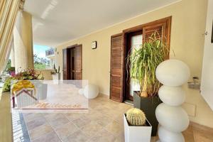 Appartamento, garage, ampia veranda