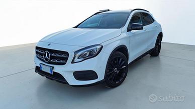 MERCEDES-BENZ GLA 220 Automatic 4Matic Premium