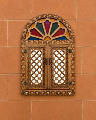 Specchio artigianale persiano in legno intagliato 