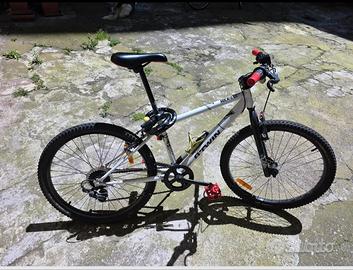 Bicicletta da Ragazzo 10/14 anni in buono stato.