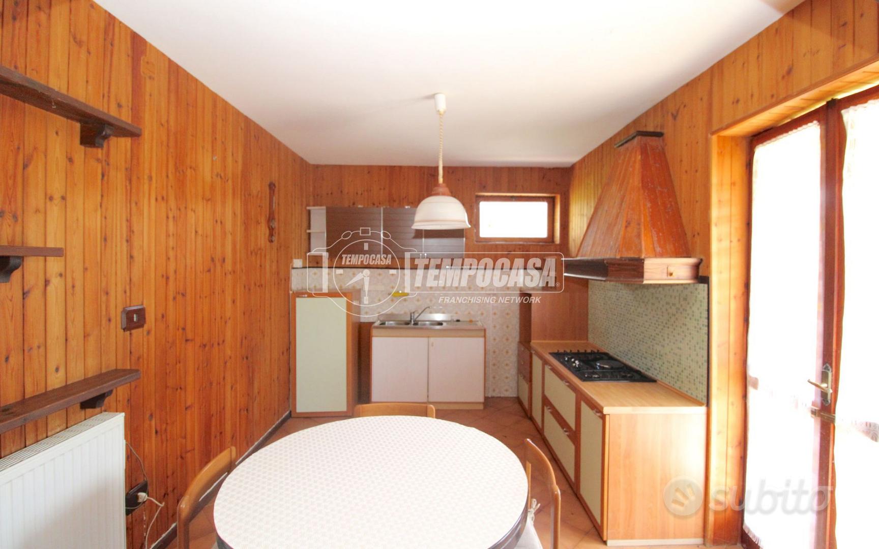 VILLA CON GIARDINO! - Vista 6