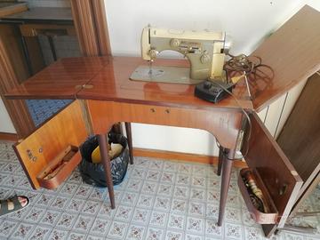 macchina da cucire Necchi