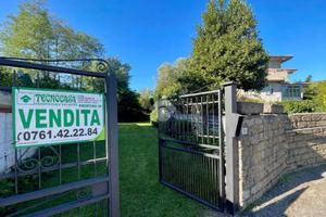PORZIONE DI TRIFAMILIARE A VALENTANO