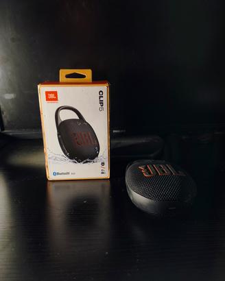 JBL clip5