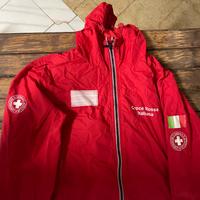 Giacca antivento corta crocerossa