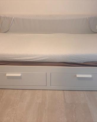 Letto Brimnes Ikea con 2 materassi