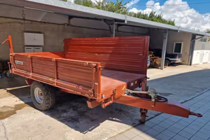 Rimorchio agricolo Francini F81