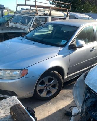 Ricambi usati Volvo V70 2007 2.4 D5244T 136 KW