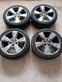 Cerchi in lega e pneumatici invernali per BMW X120