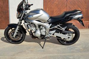 YAMAHA   FZ6  600cc