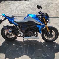 Suzuki GSR 750 - 2015