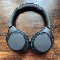 Sony WH1000-XM4 cuffie