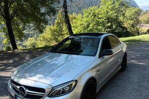 Mercedes C63 Amg V8 Biturbo