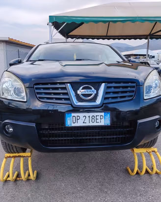 Nissan Qashqai 2.0 dCi DPF 4WD Tekna