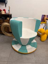 Scenografia tazza gigante