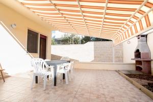 Villa 4 camere fronte Orange Sun