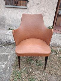 poltrona in pelle vintage