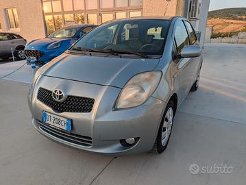 Toyota Yaris 1.4 D-4D 5 porte Sol
