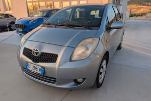 Toyota Yaris 1.4 D-4D 5 porte Sol