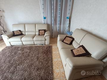 set 2 divani in pelle