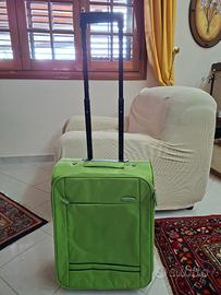 Valigia Segue da viaggio in aereo