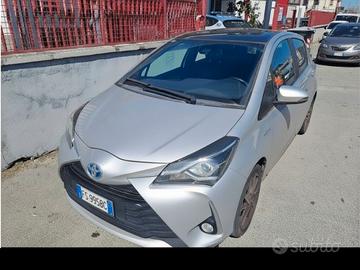 Toyota Aygo 1.0 VVT-i 69 CV 5 porte x-business MMT