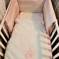 Set piumino, copripiumino e paracolpi bianco rosa