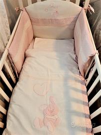 Set piumino, copripiumino e paracolpi bianco rosa