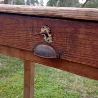 Antico tavolino con cassetto