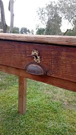 Antico tavolino con cassetto