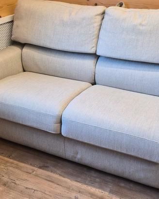 divano letto  2 posti Poltrone e Sofà