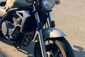 Kawasaki ER 5  2002 pochi km, sempre garage 