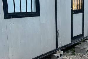 Box container