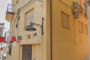 Appartamento in pieno centro con 2 garage