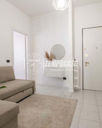 TRE LOCALI RISTRUTTURATO, ULTIMO PIANO!
